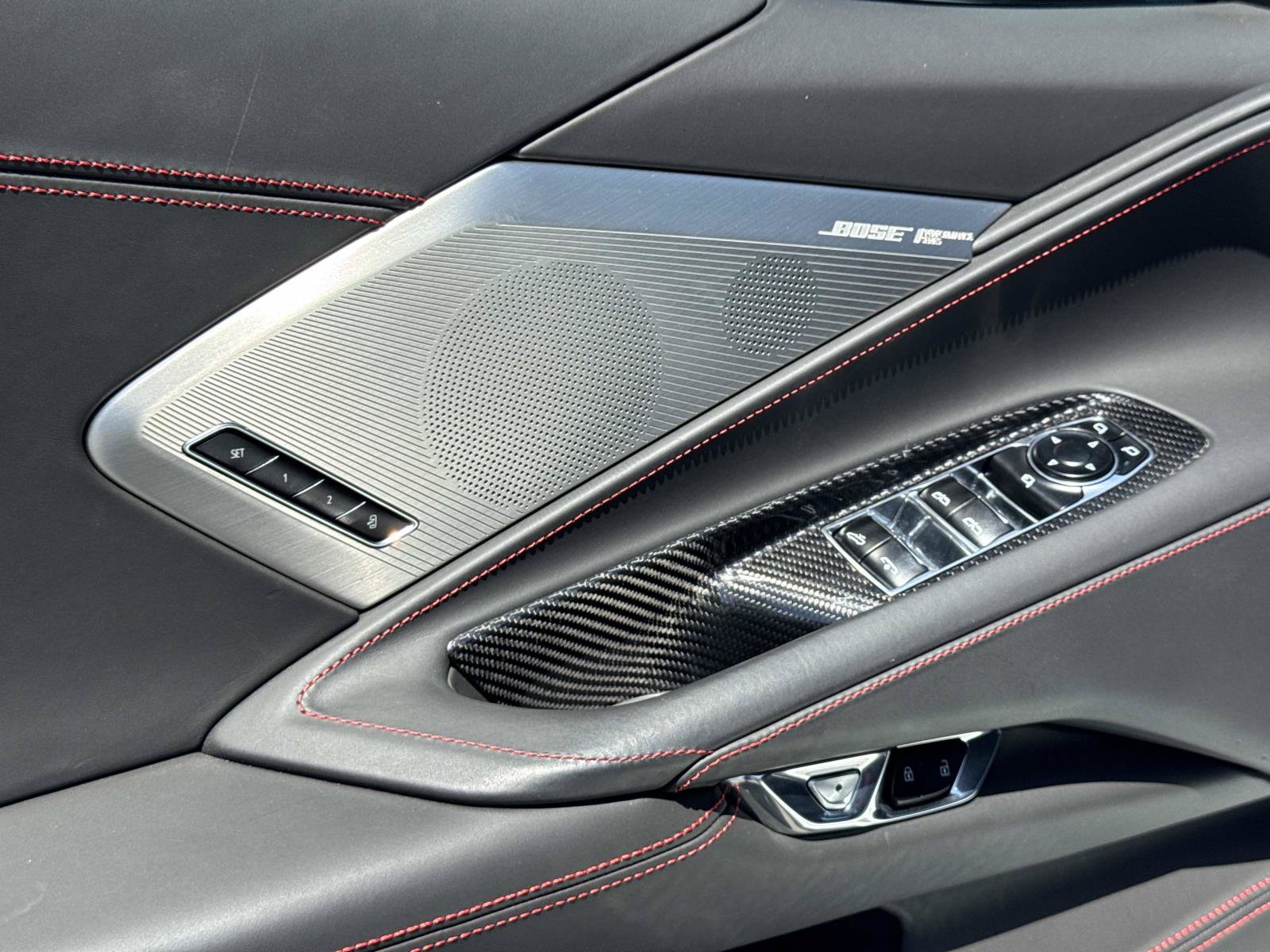 Used 2022 Chevrolet Corvette Stingray Premium Conv w/ Z51 Performance Package RWD image 22