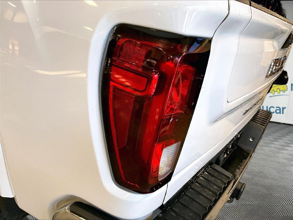 Used 2022 GMC Sierra 2500 SLE w/ SLE Value Package; AWD/4WD image 35