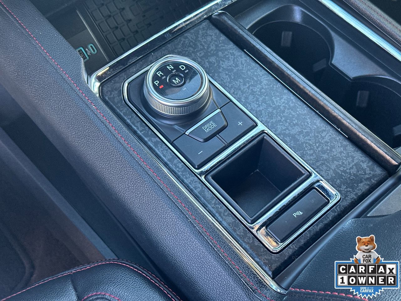 Used 2022 Ford Expedition Limited image 31