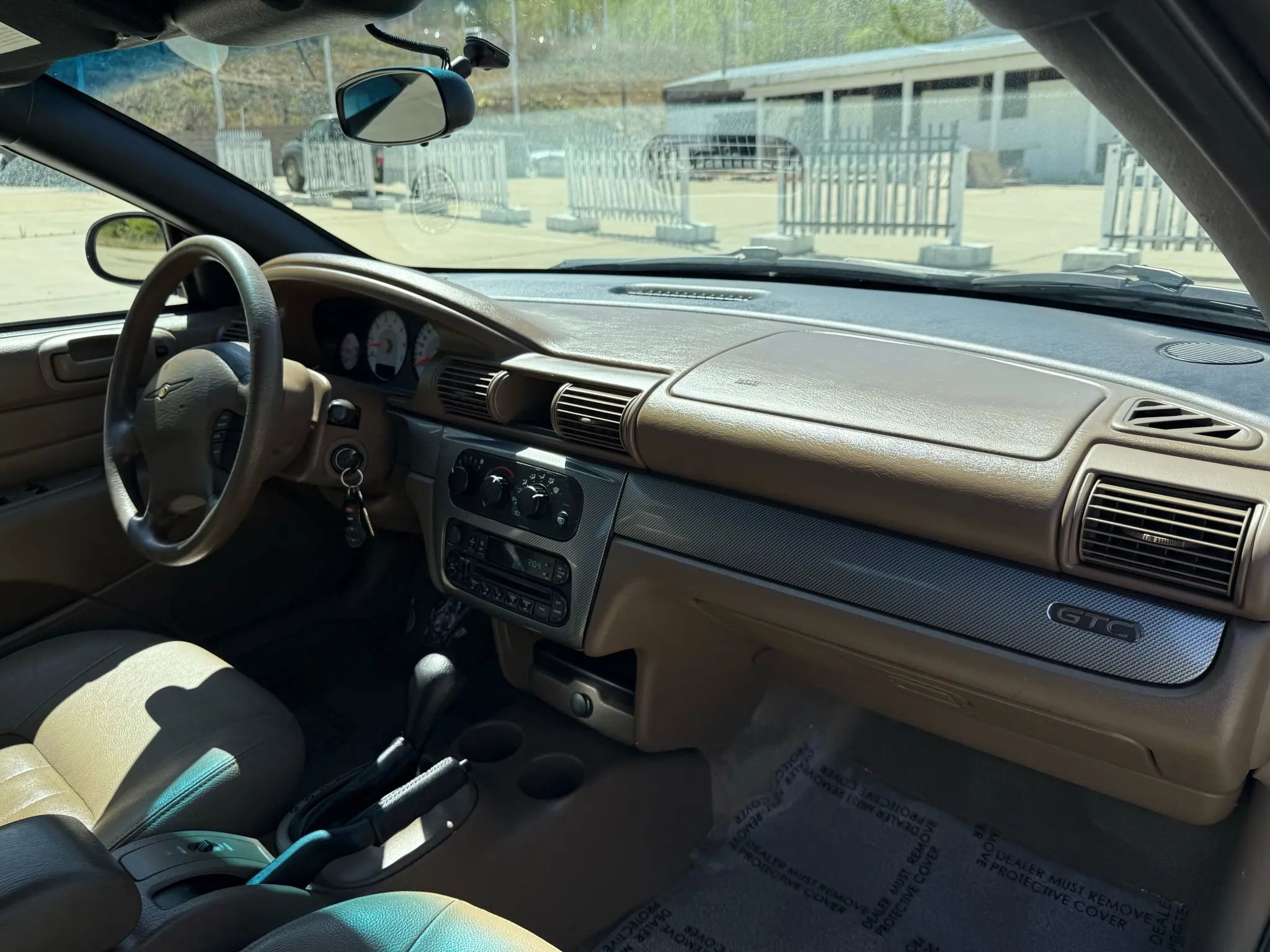 Used 2004 Chrysler Sebring GTC image 16