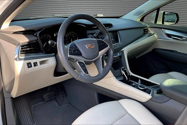 Used 2021 Cadillac XT5 Premium Luxury AWD/4WD image 17