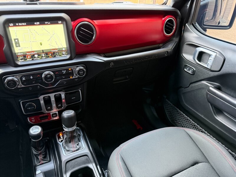 Used 2020 Jeep Wrangler Rubicon w/ Uconnect 4C Nav & Sound Group AWD/4WD image 18