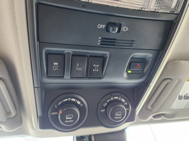 Used 2022 Toyota 4Runner TRD Off-Road image 44