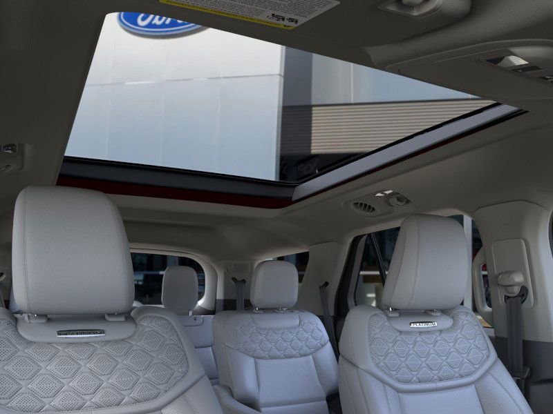Used 2026 Ford Explorer Platinum w/ LUX Leather Package image 26