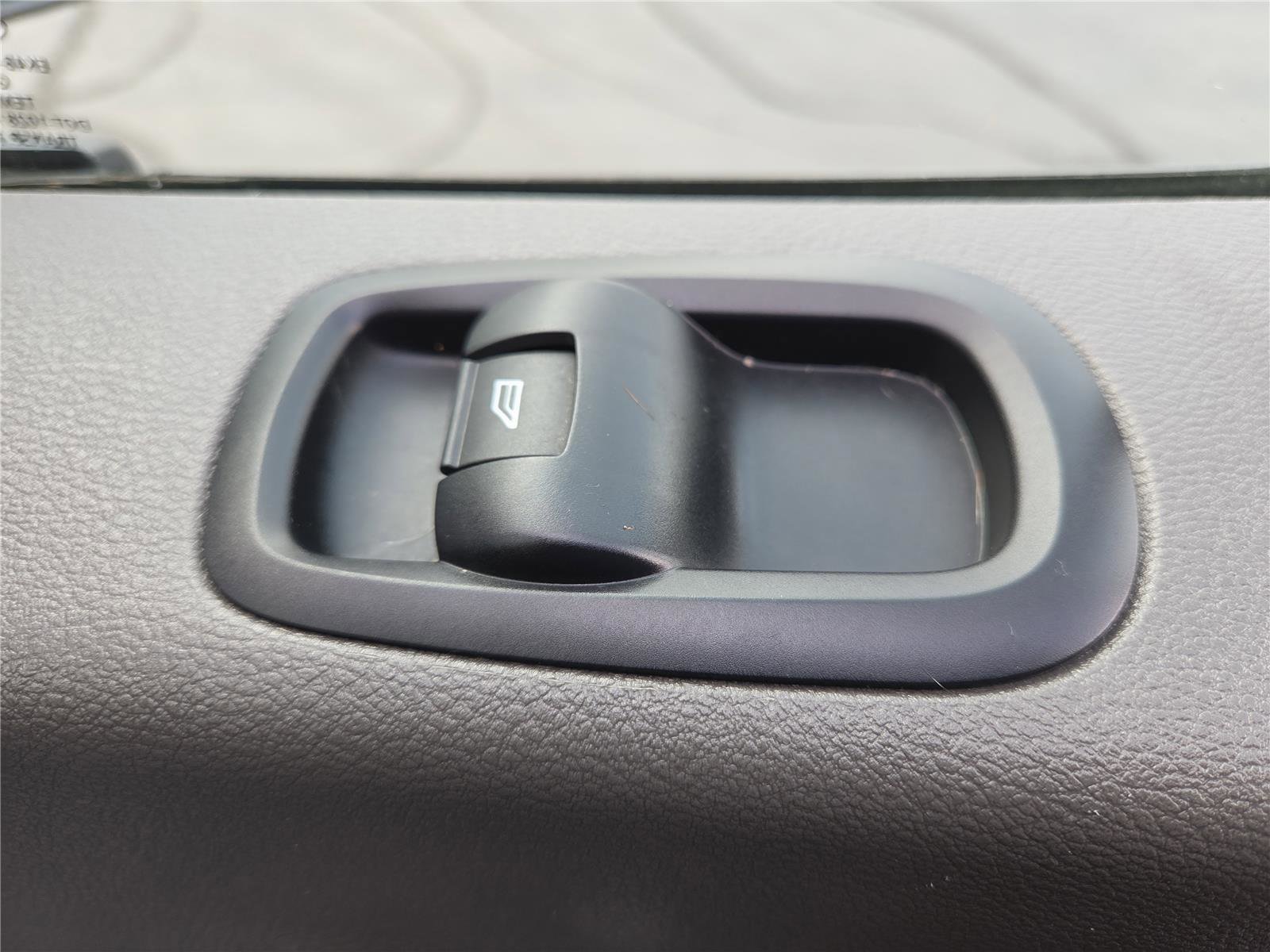 Used 2024 Ford Transit 250 Low Roof w/ Exterior Upgrade Package image 24