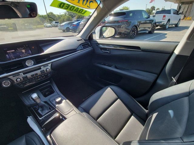 Used 2016 Lexus ES 350 w/ Accessory Package image 3