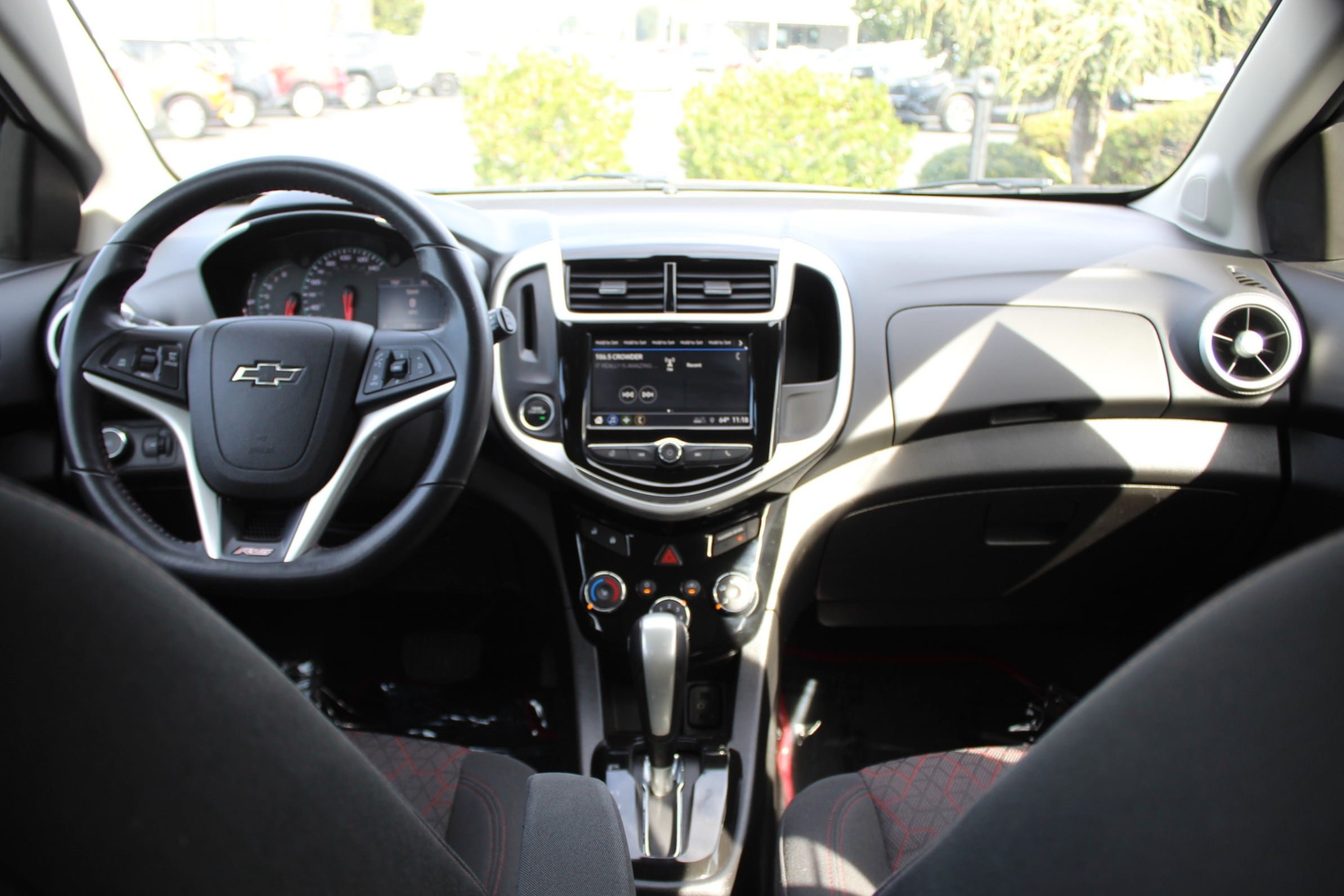 Used 2018 Chevrolet Sonic LT w/ Convenience Package FWD image 24