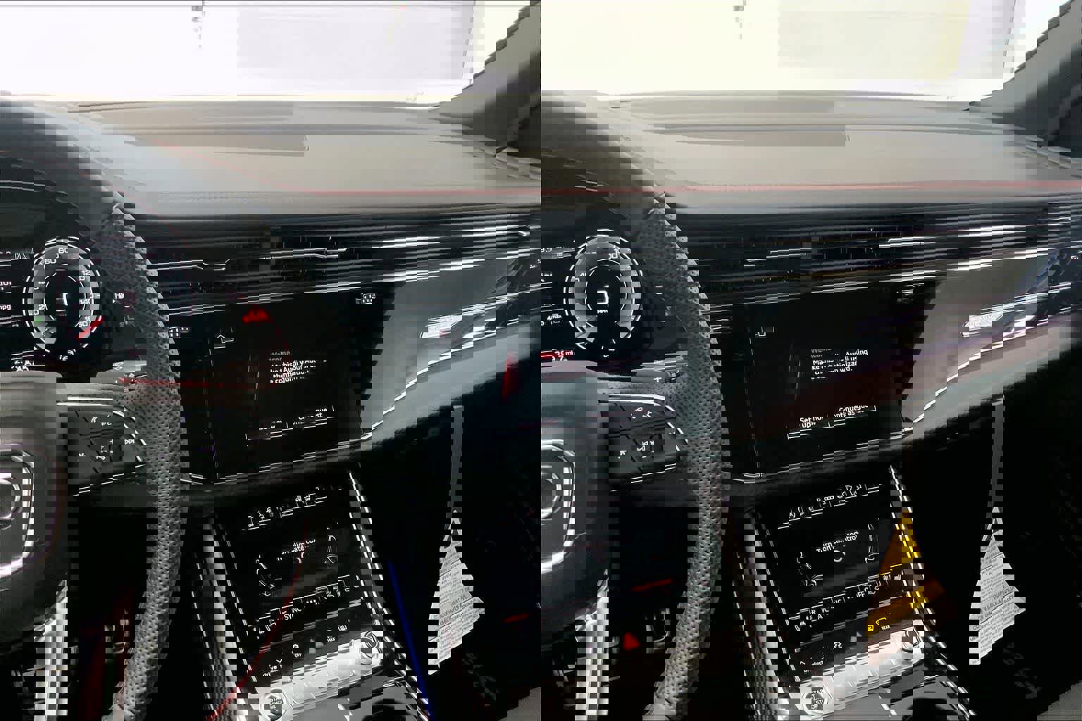 New 2026 Audi Q8 Prestige image 16