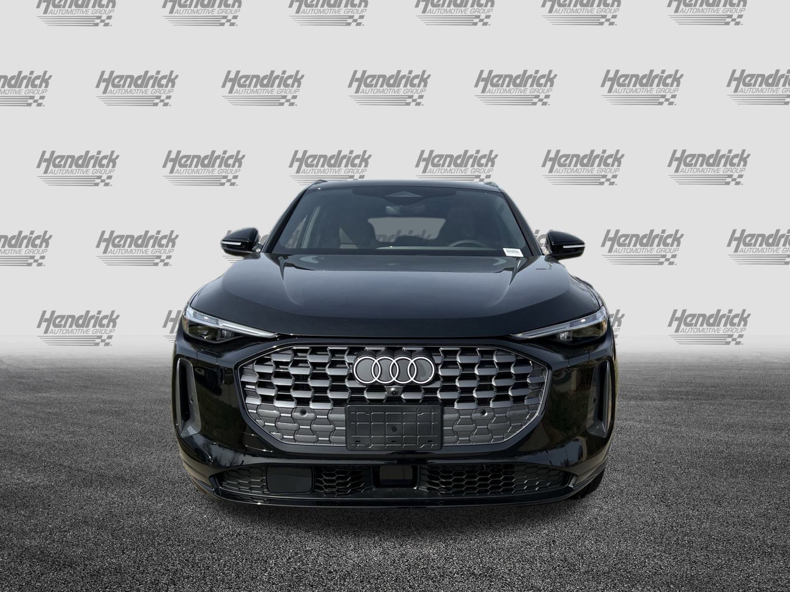 New 2025 Audi Q5 Prestige image 3