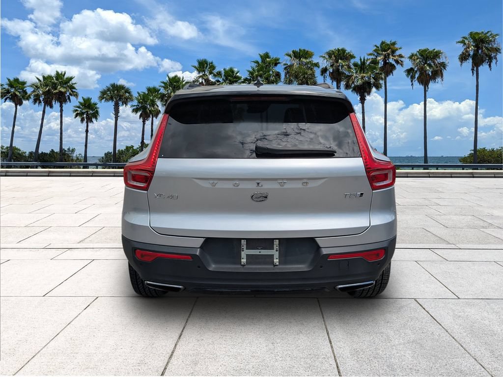 Used 2019 Volvo XC40 T5 R-Design AWD/4WD image 8