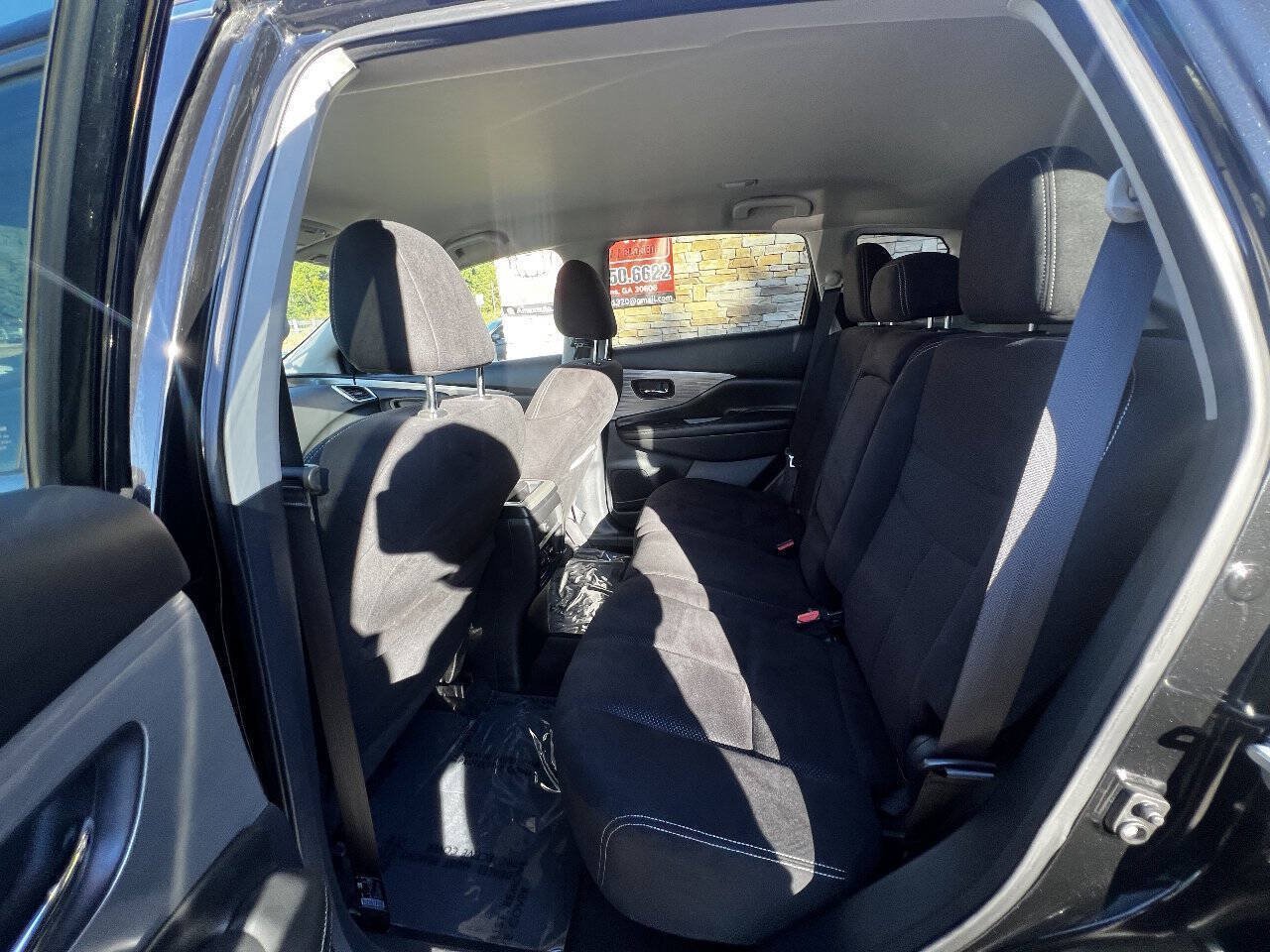Used 2018 Nissan Murano S AWD/4WD image 15