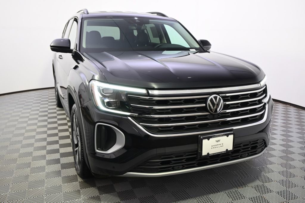 Used 2025 Volkswagen Atlas SE image 9
