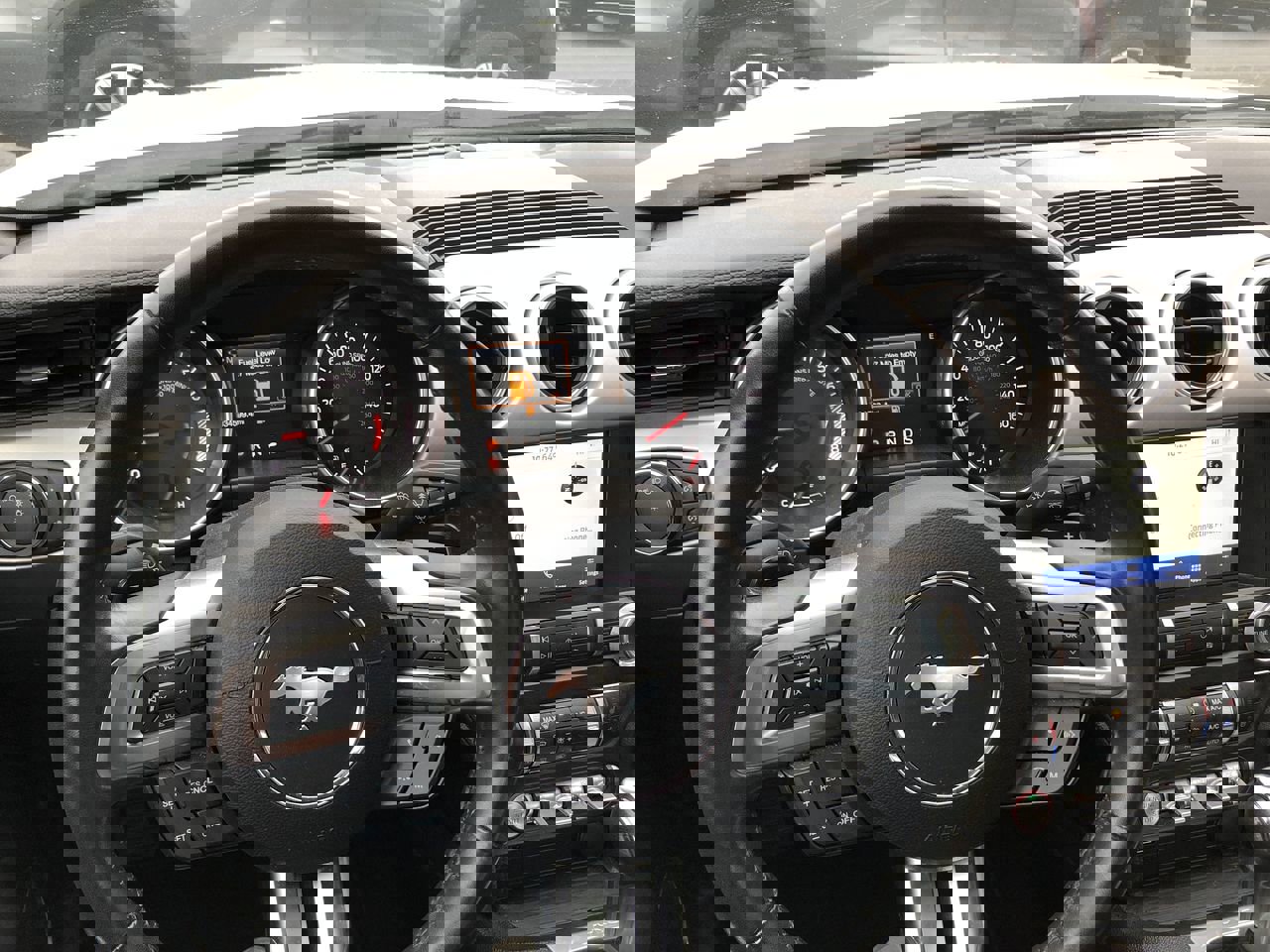 Used 2020 Ford Mustang Premium image 14