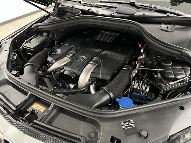 Used 2014 Mercedes-Benz GL 550 4MATIC image 70