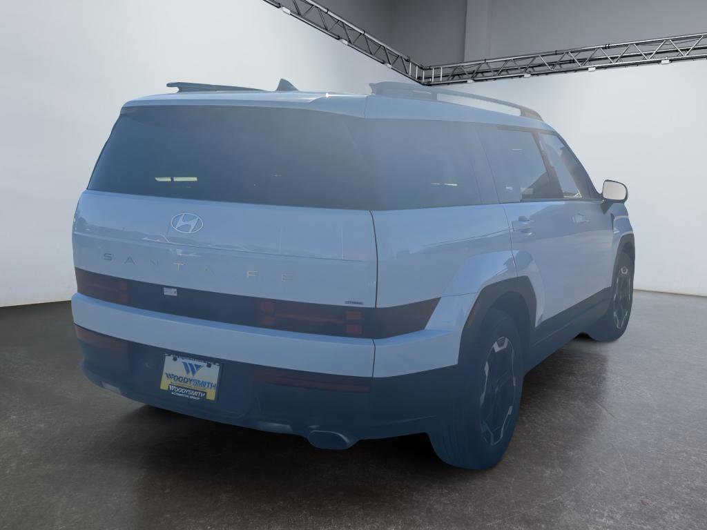 Used 2024 Hyundai Santa Fe SEL image 4