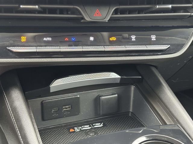 Used 2024 Buick Envision Preferred AWD/4WD image 18