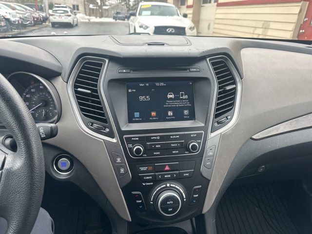 Used 2018 Hyundai Santa Fe Sport w/ 2.4L Value Package 02 AWD/4WD image 9