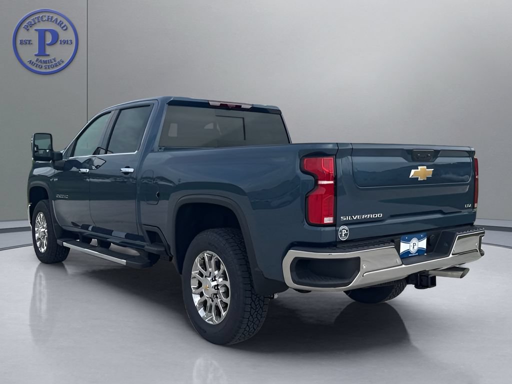 New 2026 Chevrolet Silverado 2500 LTZ w/ LTZ Premium Package AWD/4WD image 5