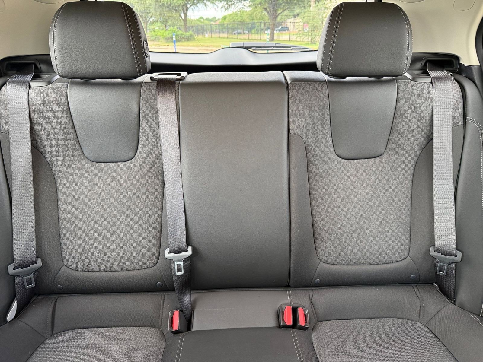 Used 2025 Buick Encore GX Preferred FWD image 39