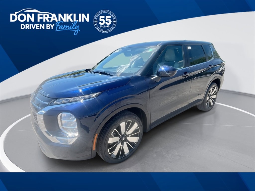 New 2025 Mitsubishi Outlander SE video 1