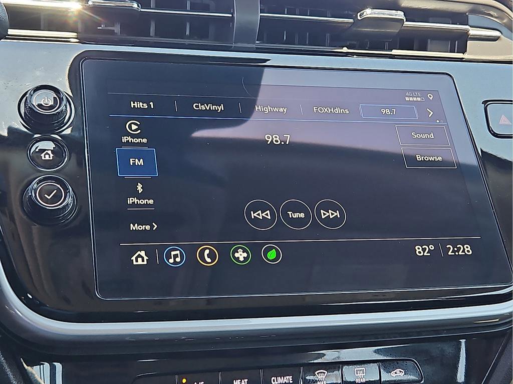 Used 2023 Chevrolet Bolt EUV LT FWD image 15