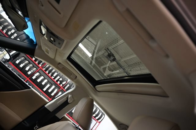 Used 2021 Lexus ES 250 w/ Premium Package AWD/4WD image 22