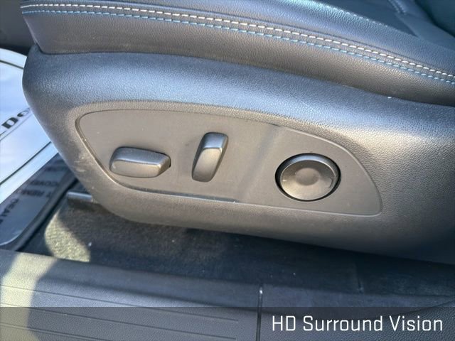 Used 2025 Chevrolet Equinox EV LT w/ Convenience Package image 30