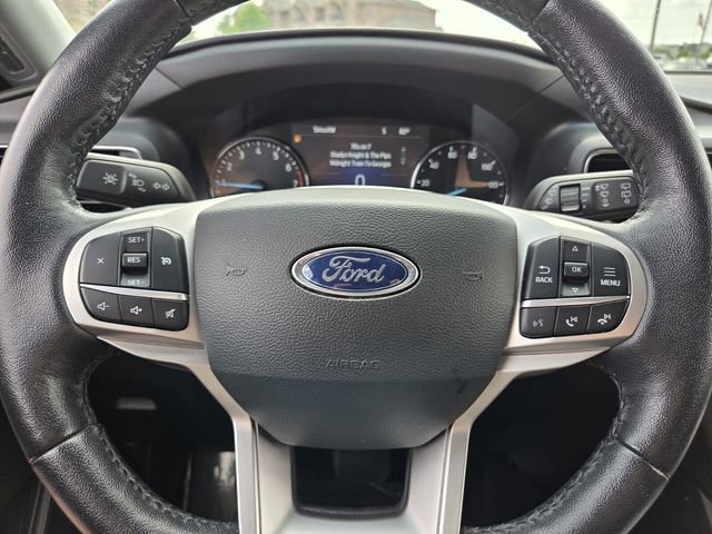 Certified 2022 Ford Explorer XLT w/ Equipment Group 202A AWD/4WD image 22