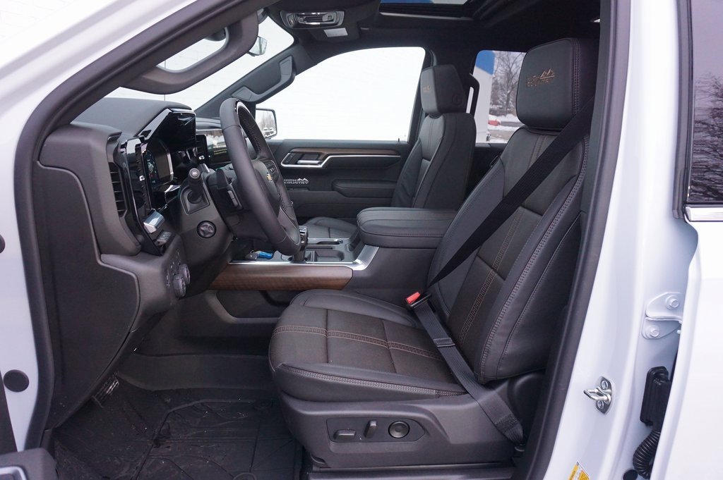 New 2026 Chevrolet Silverado 1500 High Country image 10