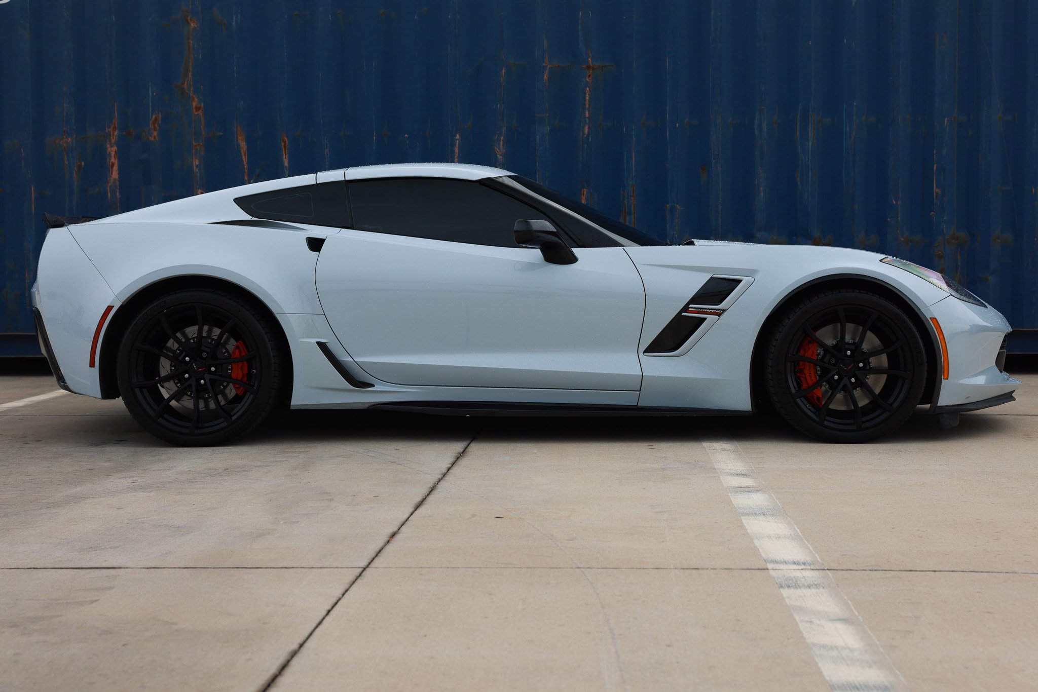 Used 2019 Chevrolet Corvette Grand Sport w/ Carbon Flash Badge Package RWD image 17