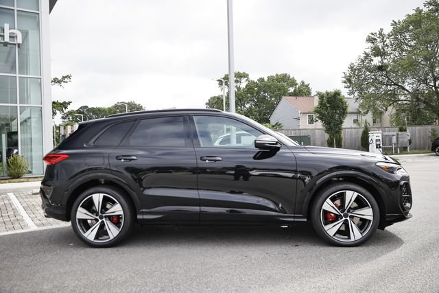 New 2026 Audi SQ5 Premium Plus AWD/4WD image 4