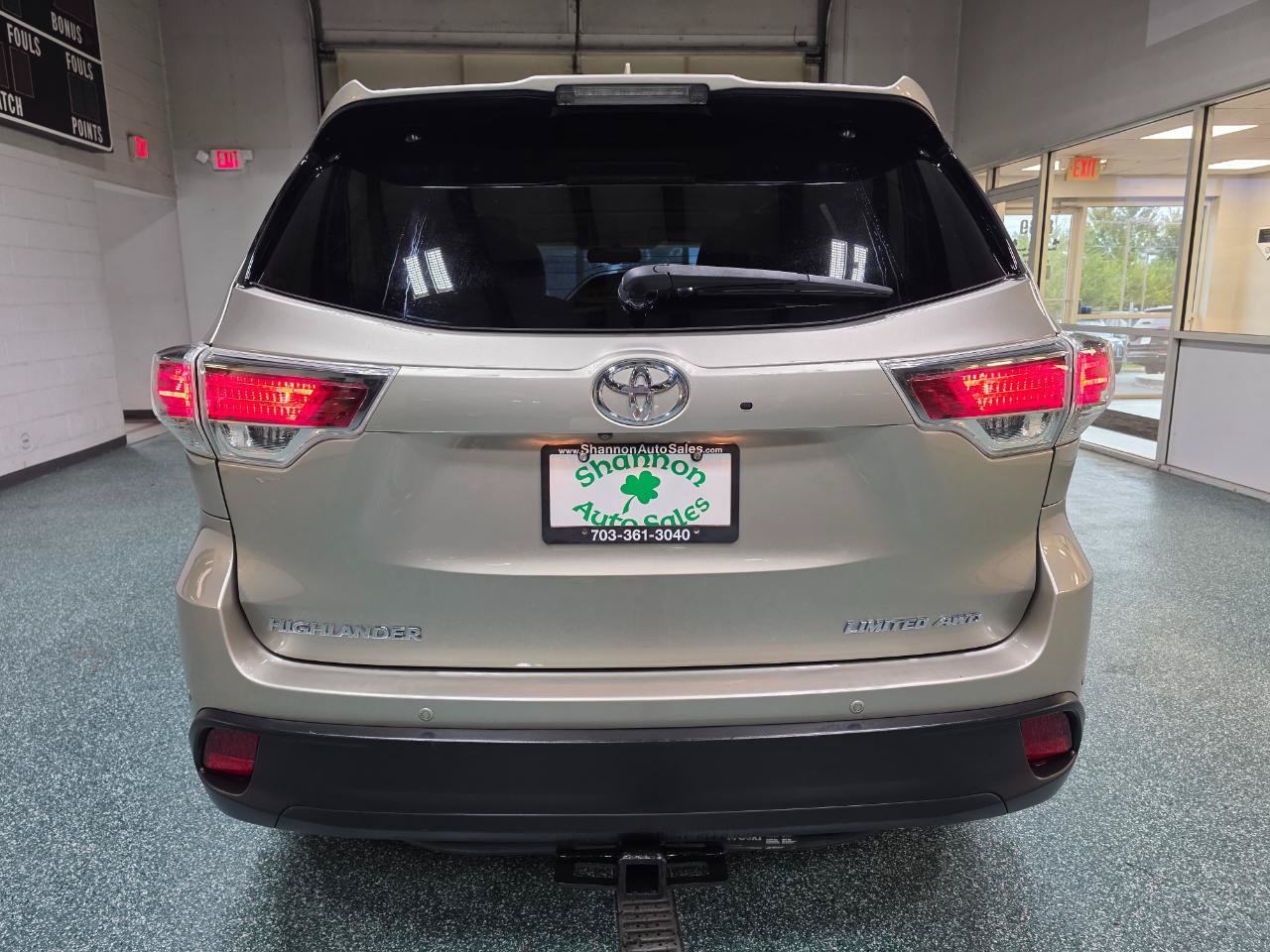 Used 2015 Toyota Highlander Limited AWD/4WD image 8