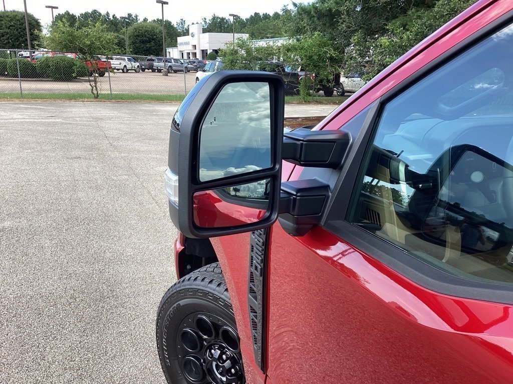 New 2025 Ford F250 Lariat w/ Black Appearance Package image 22