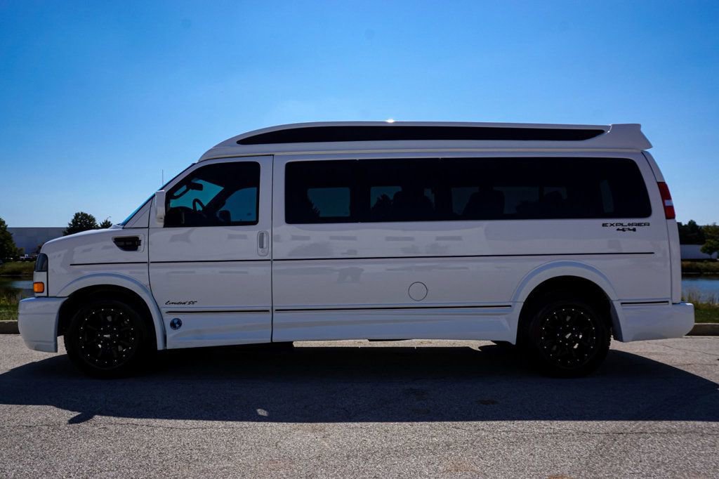 Used 2023 GMC Savana 2500 Extended image 25