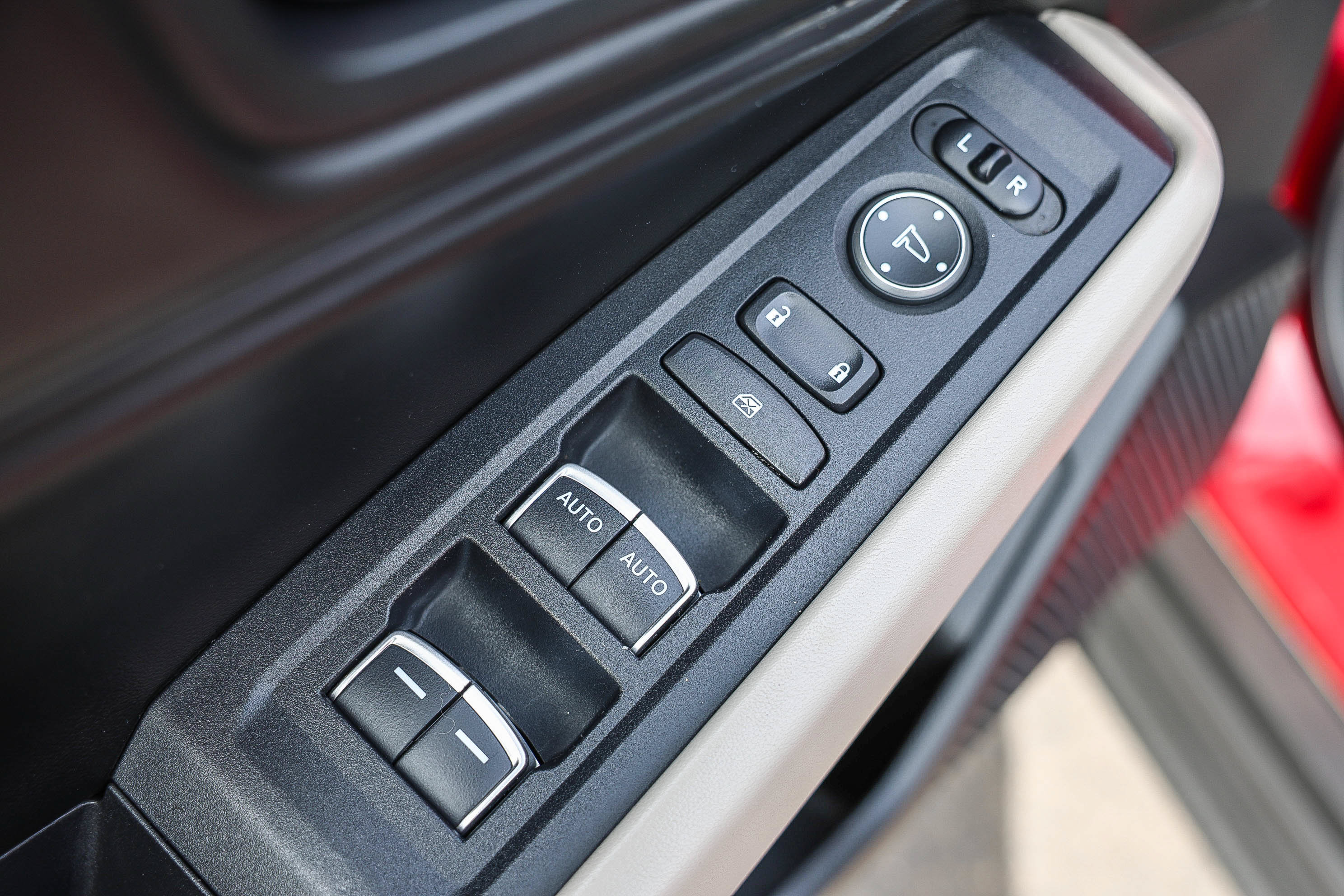 Certified 2023 Honda Accord EX image 11