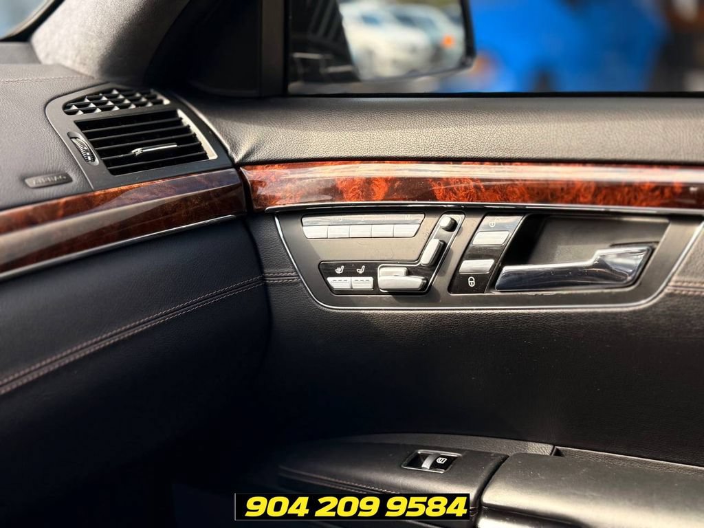 Used 2013 Mercedes-Benz S 63 AMG image 18