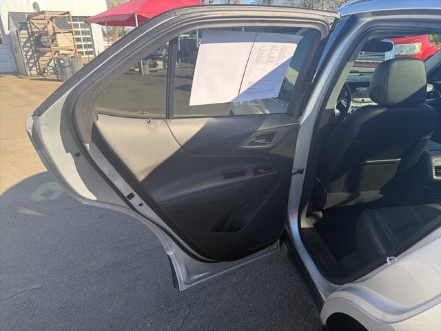 Used 2022 Chevrolet Equinox Premier AWD/4WD image 26