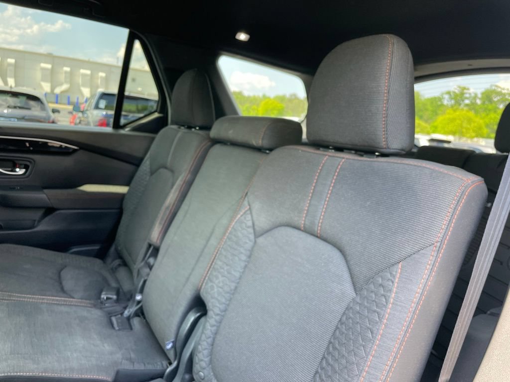 Certified 2025 Honda Pilot Sport image 35