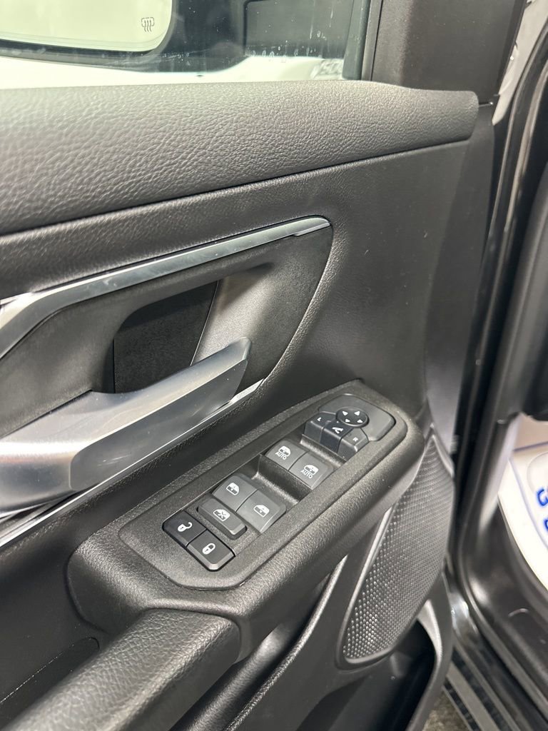 Used 2025 RAM 1500 Big Horn image 8