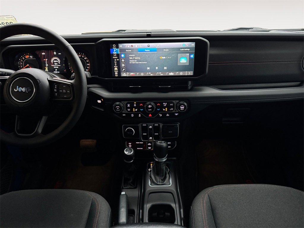 Used 2024 Jeep Wrangler Unlimited Rubicon w/ XTREMEE 35" Tire Package image 11