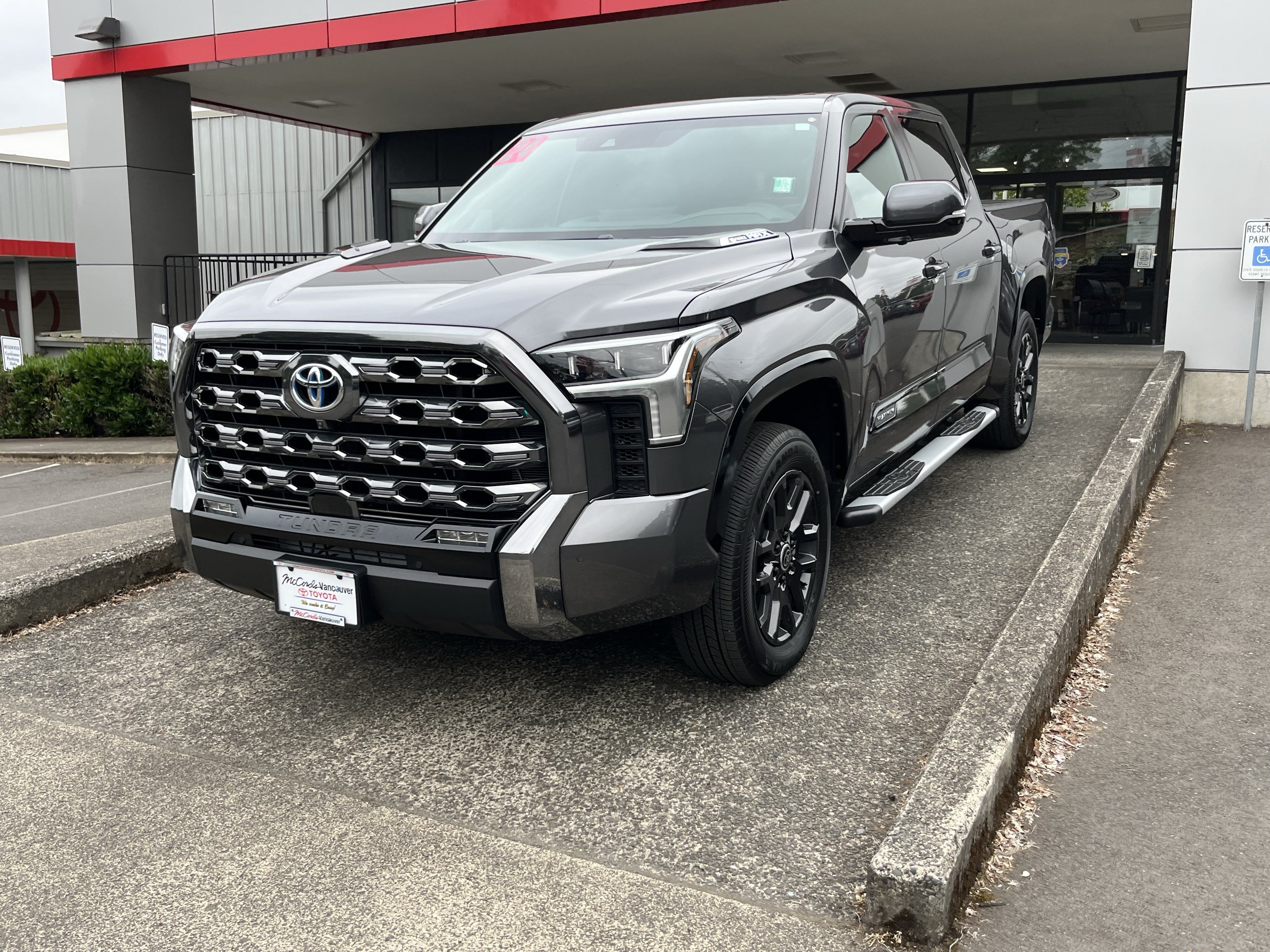 Certified 2024 Toyota Tundra Platinum AWD/4WD image 3