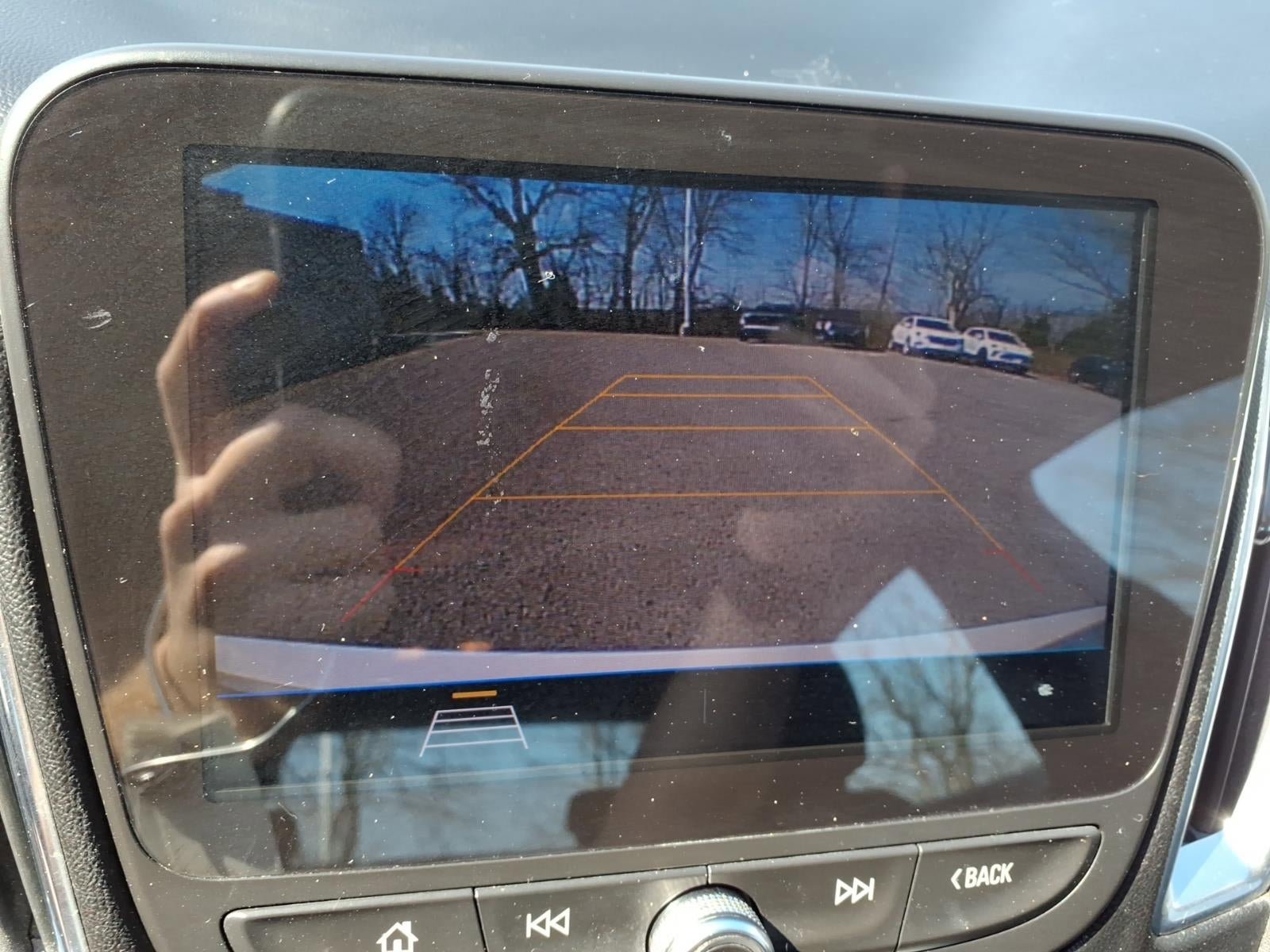 Used 2020 Chevrolet Malibu LT FWD image 11