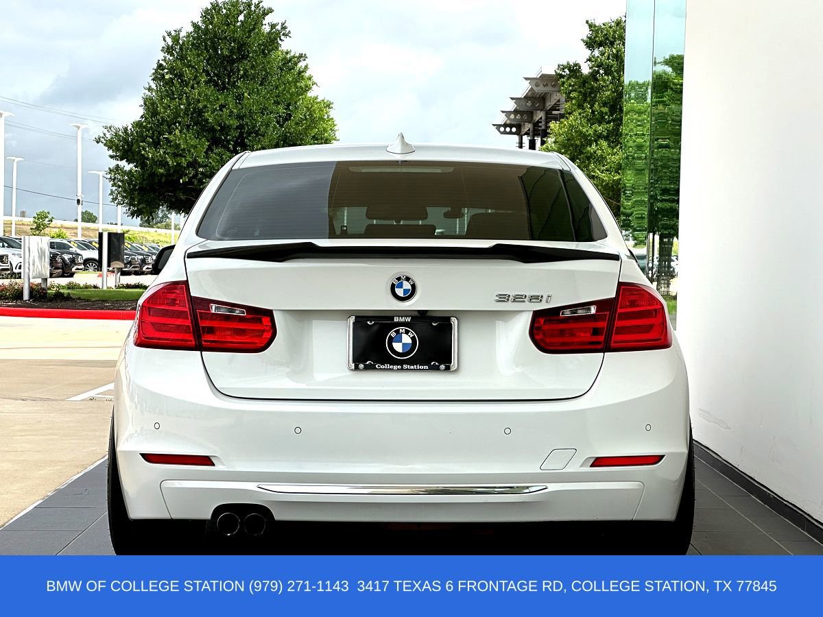 Used 2013 BMW 328i Sedan RWD image 6