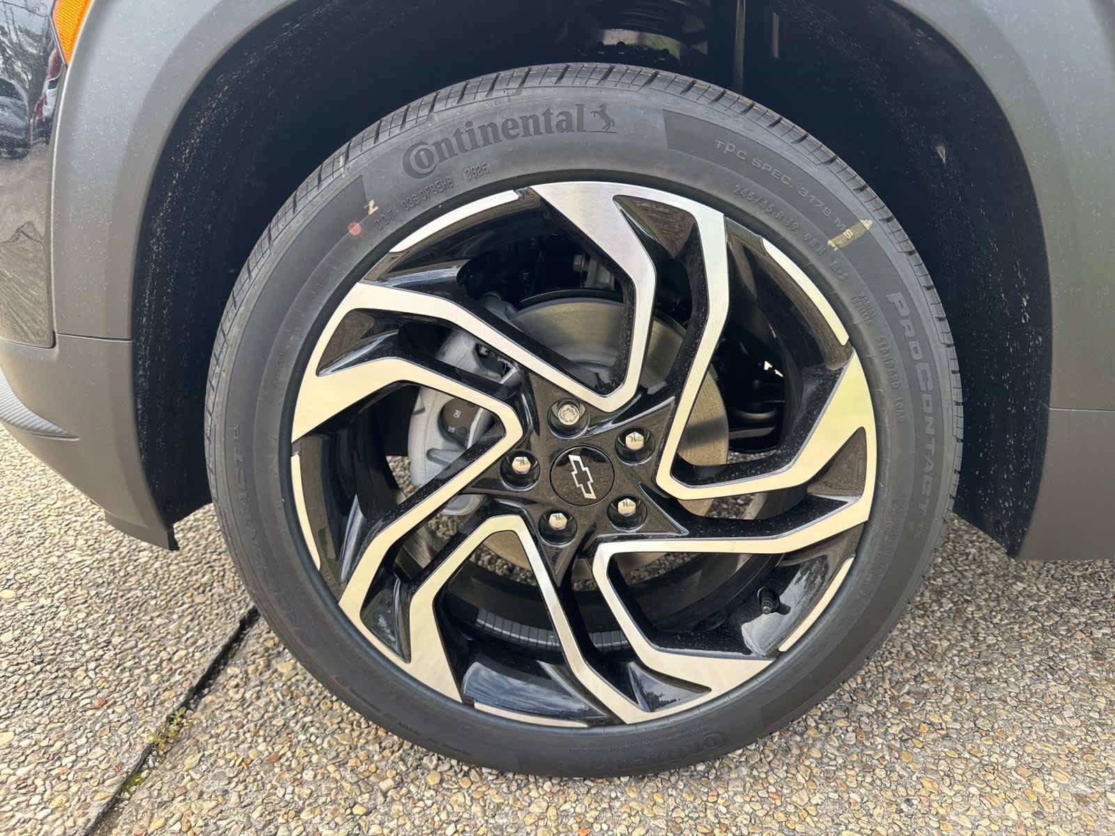 New 2026 Chevrolet TrailBlazer RS w/ Convenience Package FWD image 3