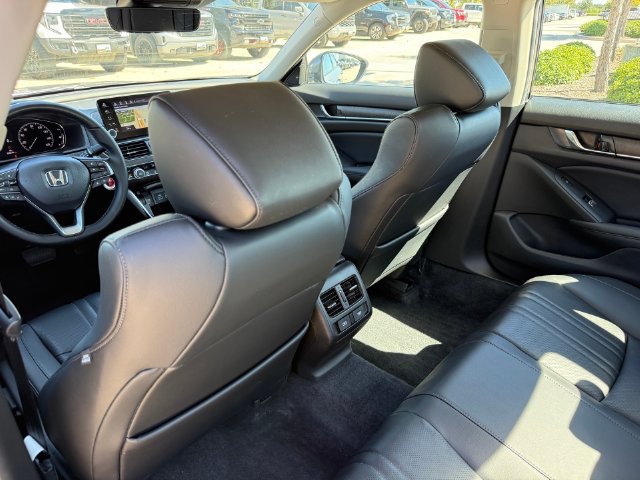 Used 2022 Honda Accord Touring image 27