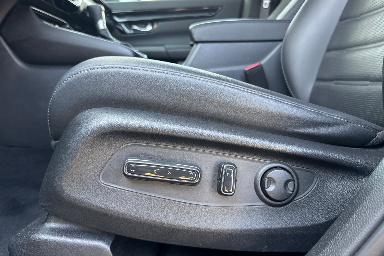 Used 2024 Honda CR-V EX-L image 15