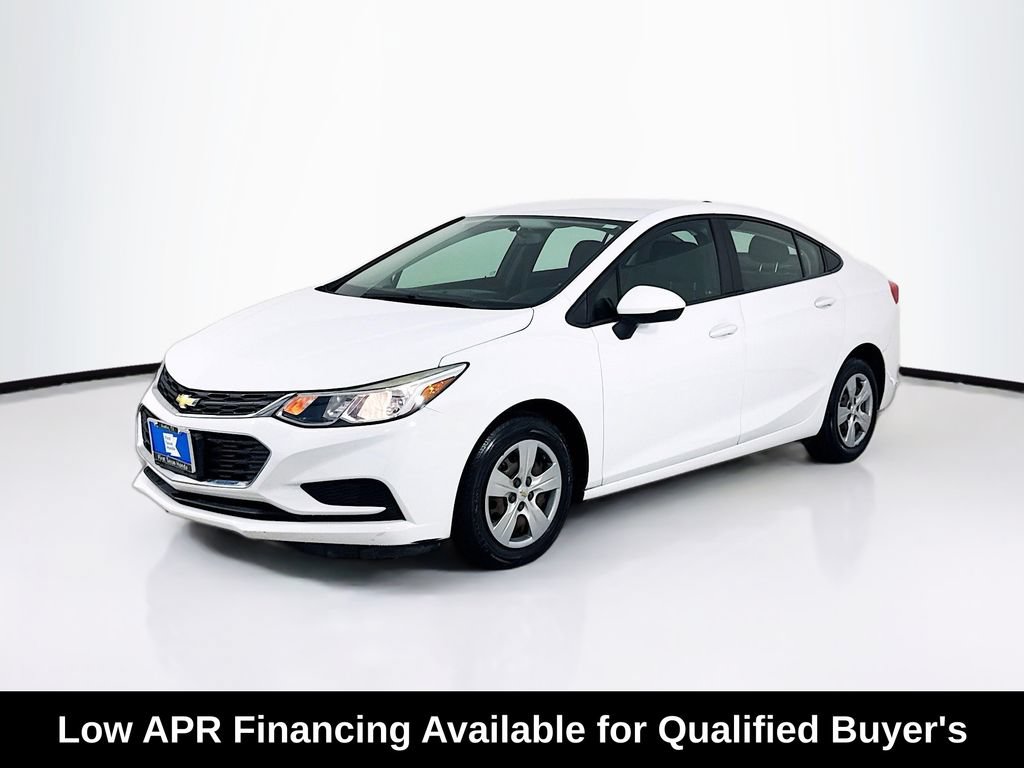 Used 2018 Chevrolet Cruze LS FWD image 3