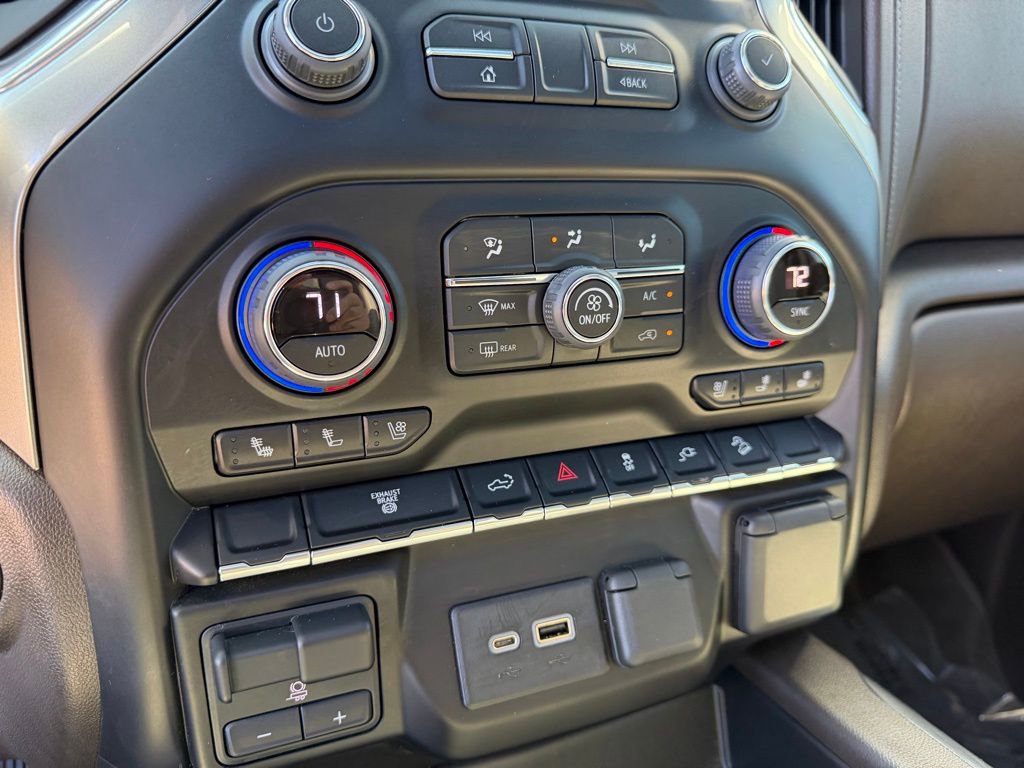 Used 2021 Chevrolet Silverado 2500 LTZ image 31