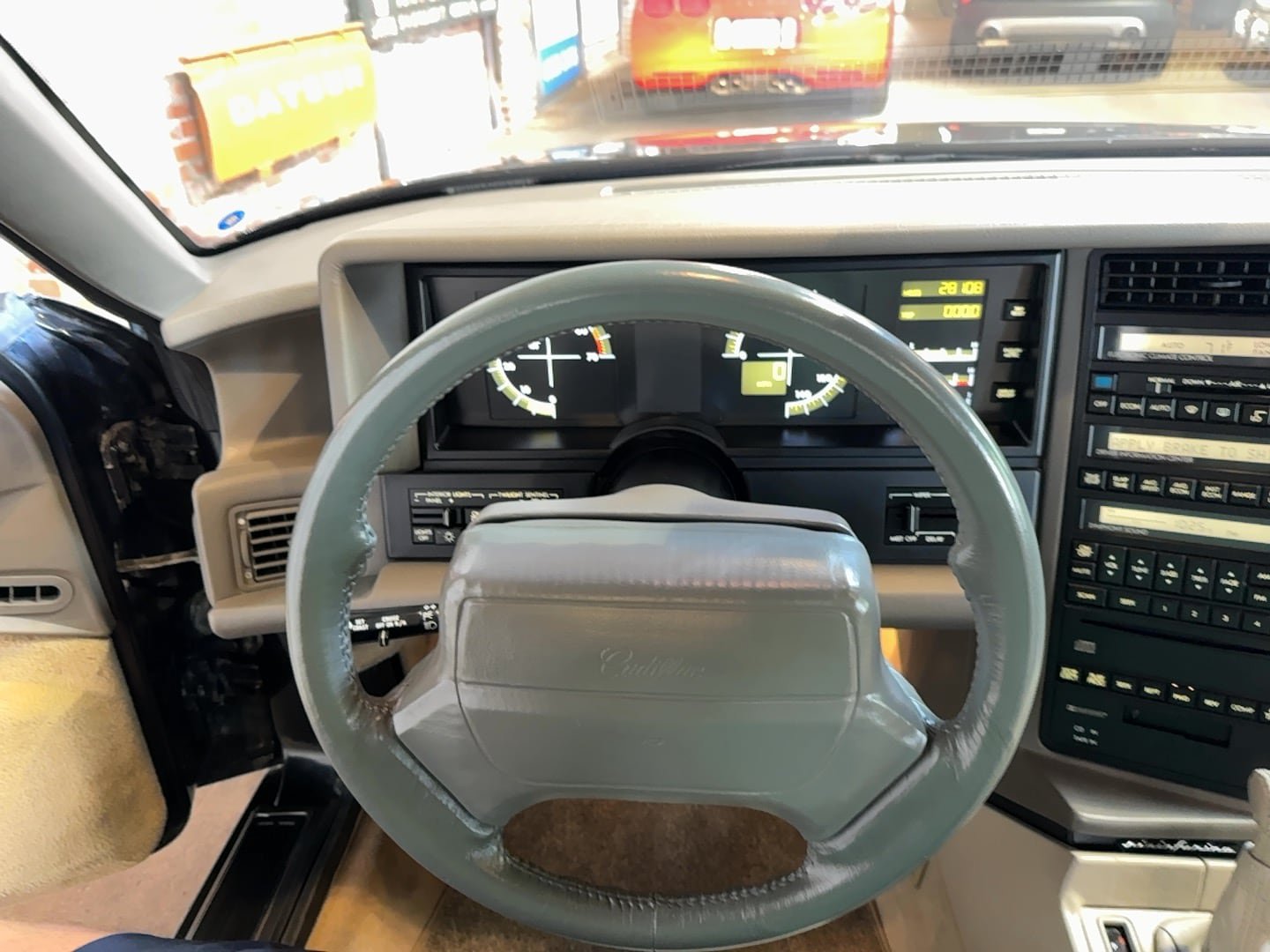 Used 1993 Cadillac Allante FWD image 17