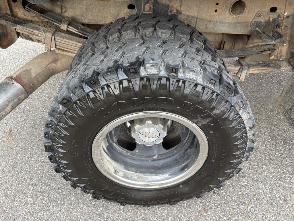 Used 2005 Chevrolet Silverado 3500 LT w/ Heavy-Duty Power Package image 17